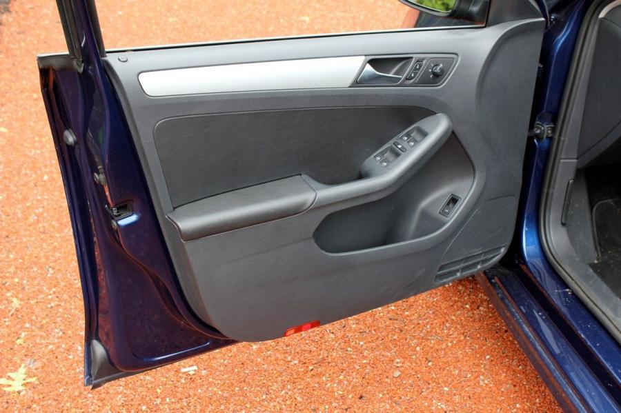 Volkswagen Jetta TDi 2011 года  (фото 66 из 120)